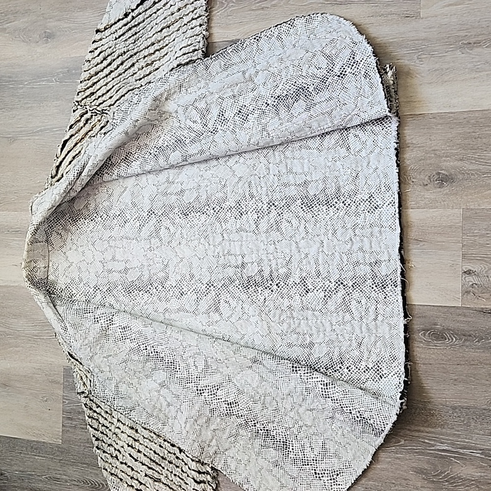 Custom Quilted Embroidered Patchwork Heavy Reversible Cardigan Jacket Blk Wht - Picture 11 of 15